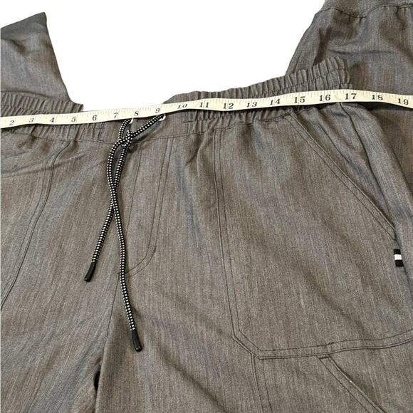 Beyond Scrubs Regular Gray Joggers Women's Size Large - Picture 9 of 12